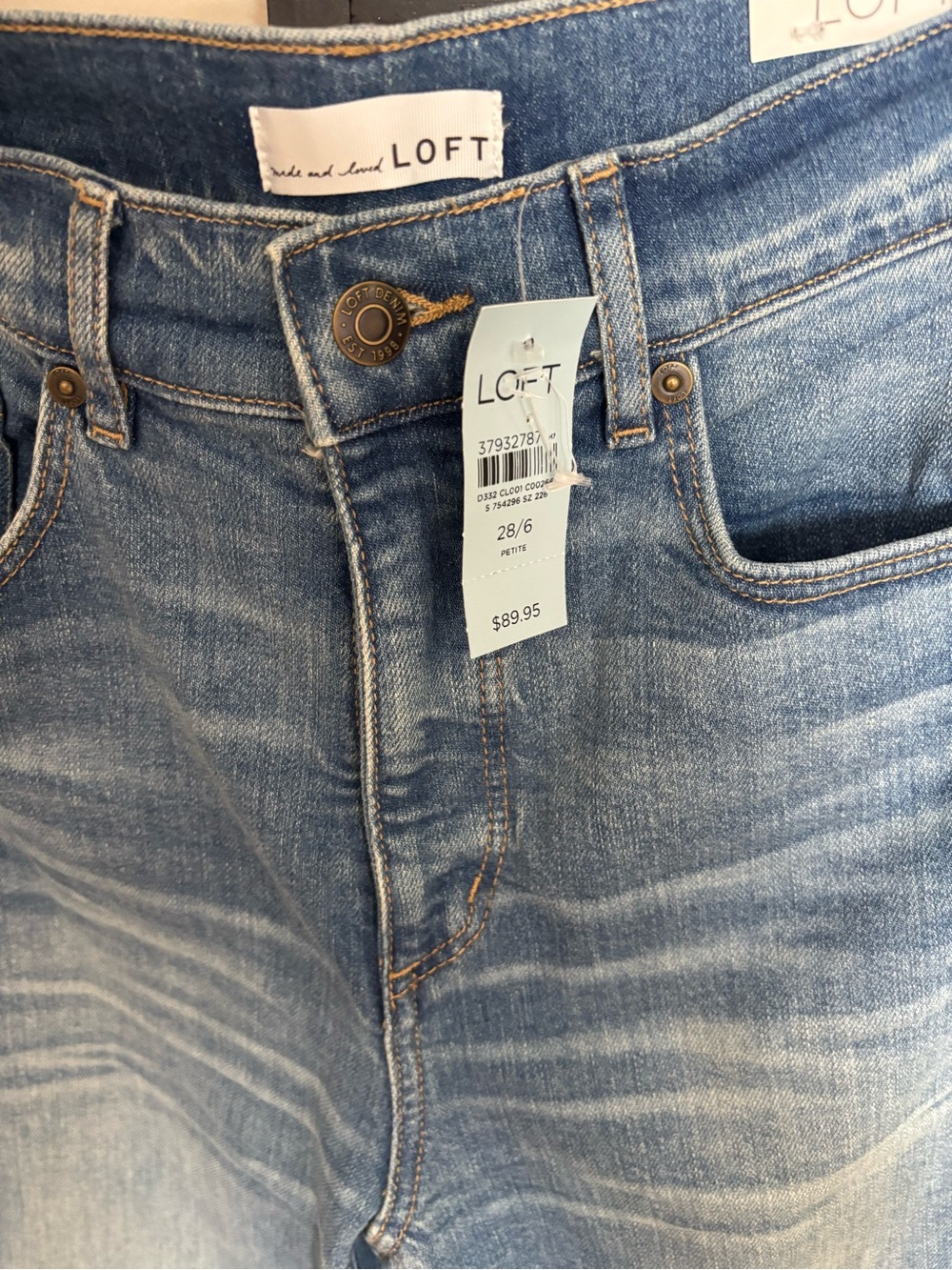 LOFT Women’s Light Blue Slim Straight Jeans